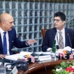 متروکہ وقف املاک ایکٹ، اسکیم میں ترمیم وفاقی حکومت نے منظوری دیدی ترمیم سے ٹرسٹ اراضی پہلے سے زیادہ محفوظ اور منافہ بخش ہو جائے گی چیئرمین بورڈقبضہ گروپوں سے چھٹکارا حاصل ہوگا ۔سید عطاء الرحمٰن قانونی پیچیدگیاں ختم ہو جائے گی سیکرٹری بورڈ فرید اقبال محکمہ کے ریونیو میں خاطرخواہ اضافہ ہوگا سیکرٹری بورڈ فرید اقبال